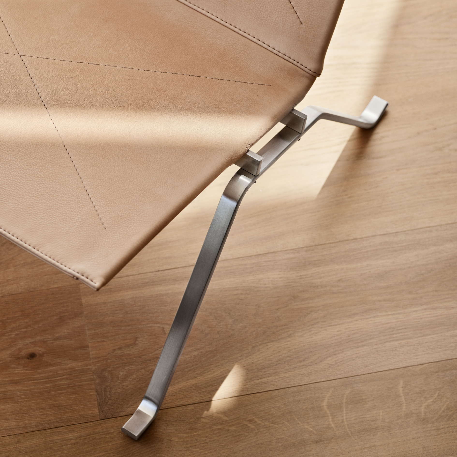 PK22 Lounge Chair